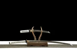 Alternative view of Fantôme de Tsushima - Katana Forge a la Main en Acier a outils T10