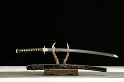Alternative view of Le Palais du Dragon - Katana Forge a la Main en Acier a outils T10