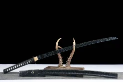 Alternative view of Briseur de Formations - Katana Forge a la Main en Acier au carbone 1045