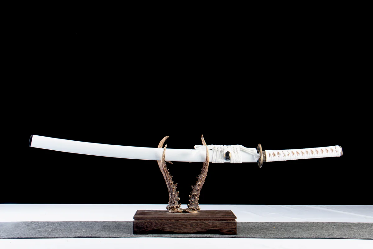 Croc Blanc - Katana Forge a la Main en Acier au carbone 1065 - Image 12
