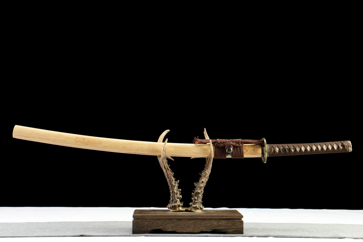 Éclat de Jade - Katana Forge a la Main en Acier au carbone 1065