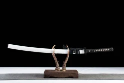 Alternative view of Esprit Vide - Katana Forge a la Main en Acier au carbone 1065
