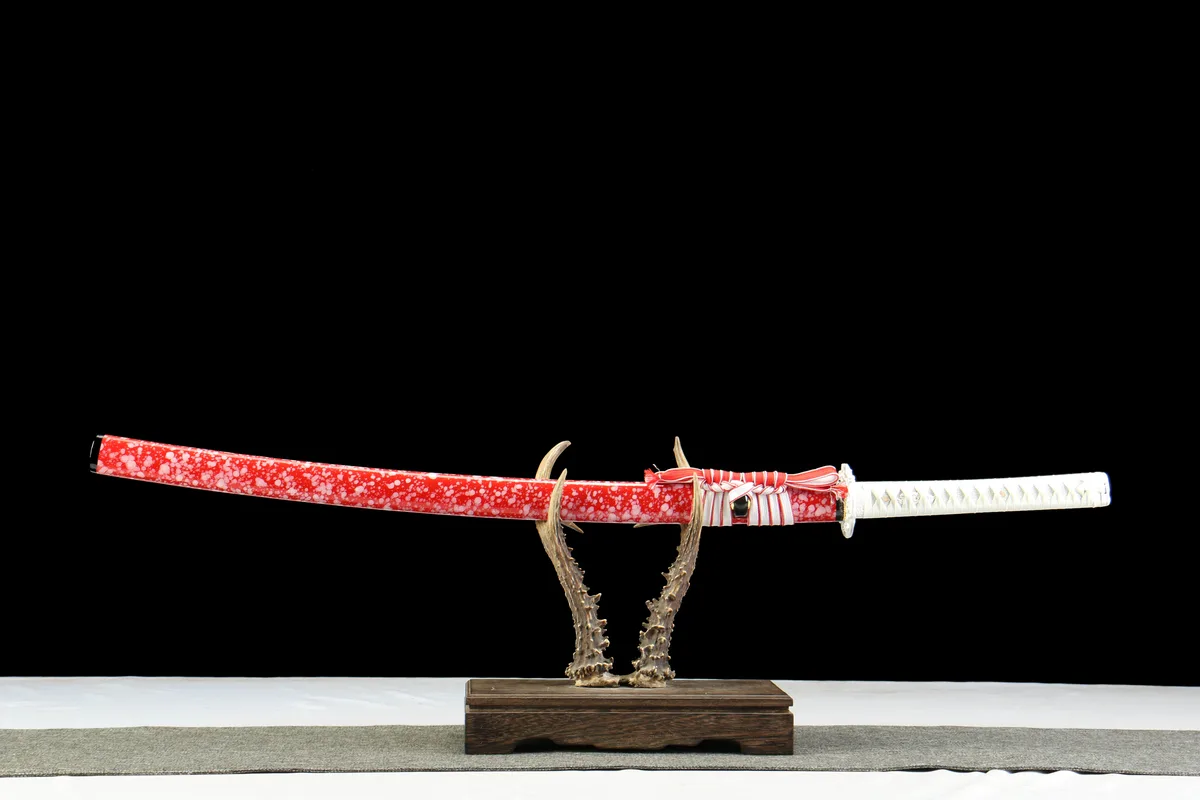 Flamme Furieuse - Katana Forge a la Main en Acier au carbone 1065