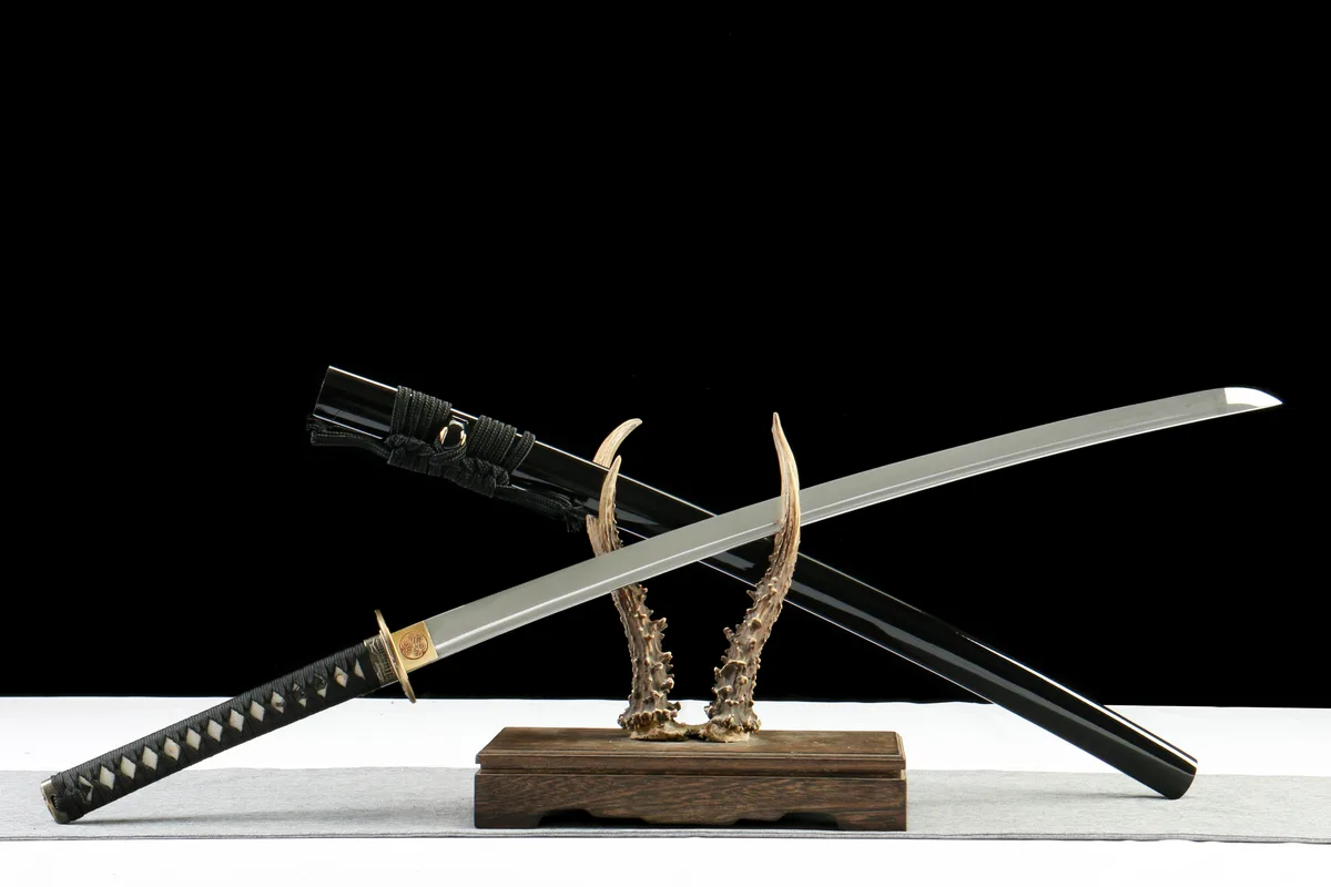 Katana Forgée Main 1065 Acier Carbone - Katana Forge a la Main en Acier au carbone 1065