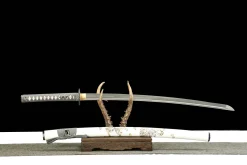 Alternative view of Tigre Blanc (啸) - Katana Forge a la Main en Acier au carbone 1065