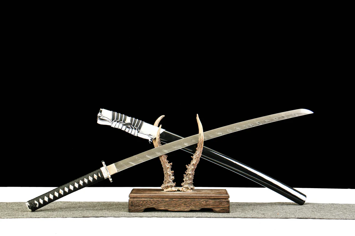 Fleur de Givre - Katana Forge a la Main en Acier Damas - Image 3