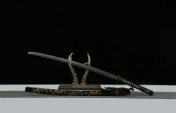 Alternative view of Lune en Fleurs - Katana Forge a la Main en Acier Damas