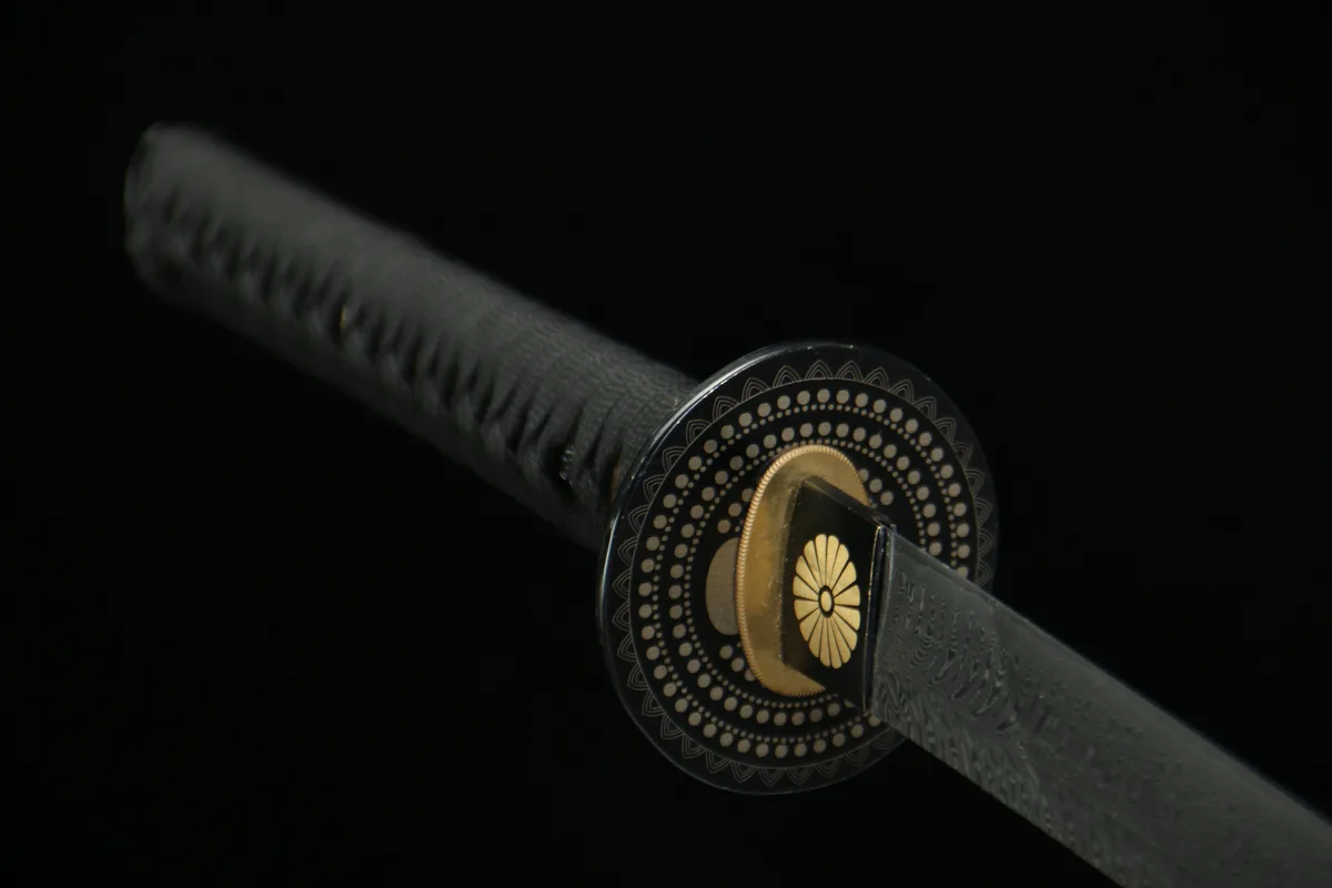 Lune en Fleurs - Katana Forge a la Main en Acier Damas - Image 9