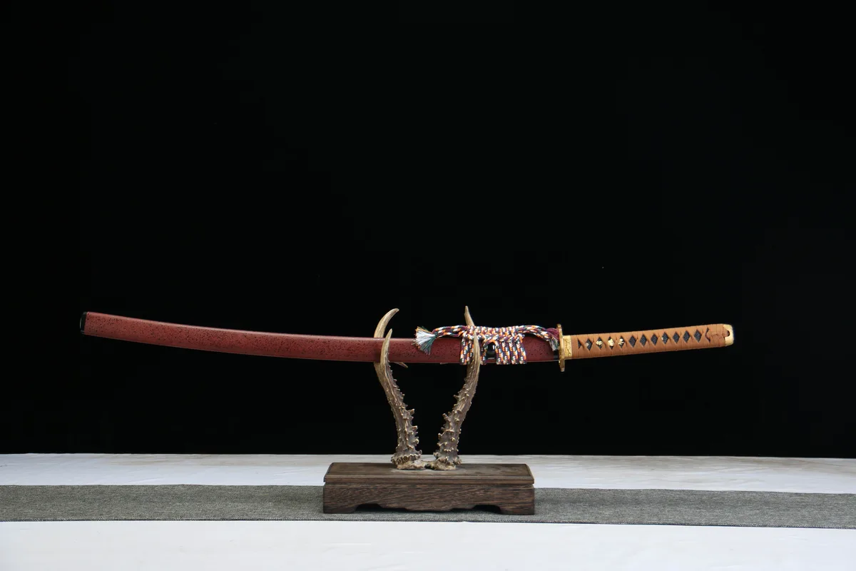 Tranchant de Flamme - Katana Forge a la Main en Acier Damas