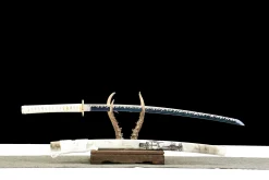 Alternative view of Éclat du Pic Glacé - Katana Forge a la Main en Carbon Steel