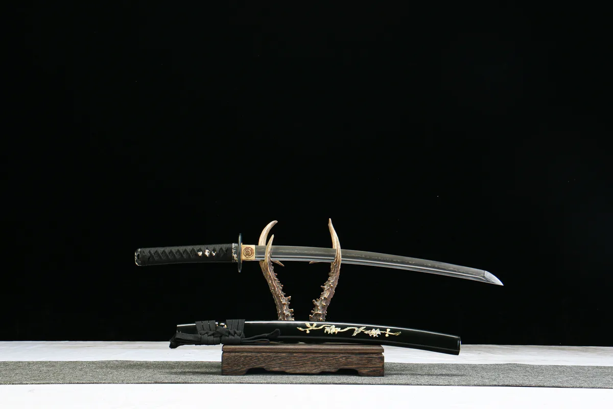 Kirin Doré - Wakizashi Forge a la Main en Acier forge main artisanal - Image 3