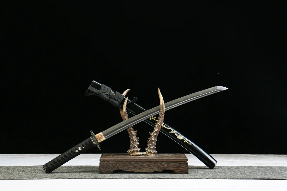 Kirin Doré - Wakizashi Forge a la Main en Acier forge main artisanal - Image 4